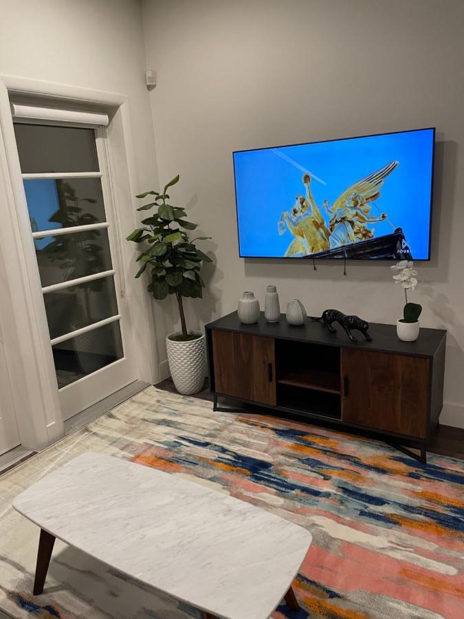Lovely 2/2 Apartment In Heart Of Santa Monica With Free Parking ロサンゼルス エクステリア 写真